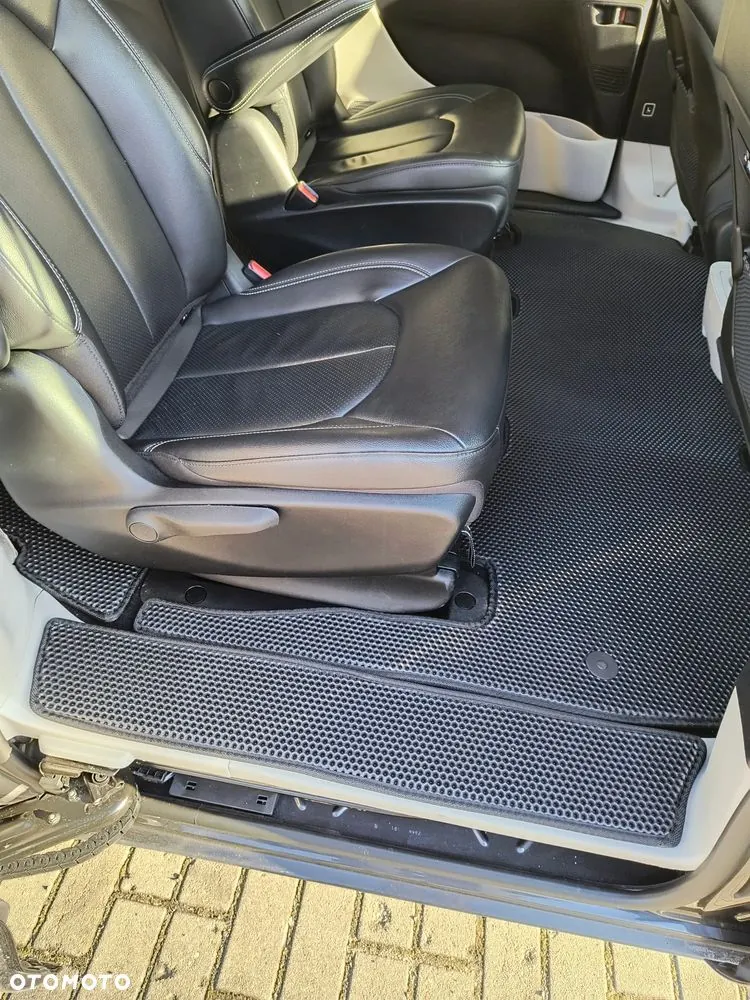 Chrysler Pacifica 2022 photo 4