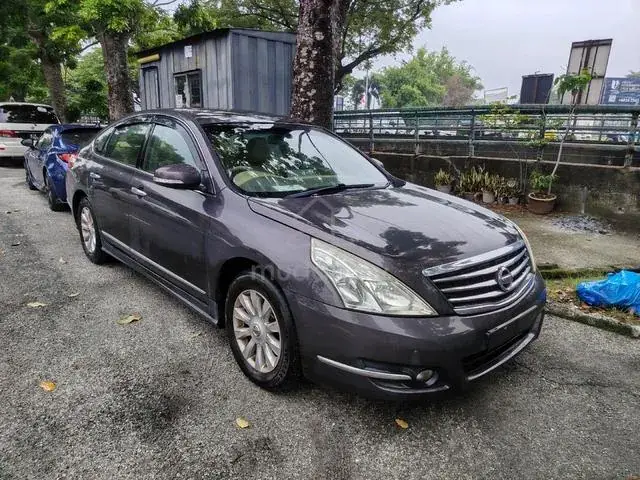 Nissan Teana