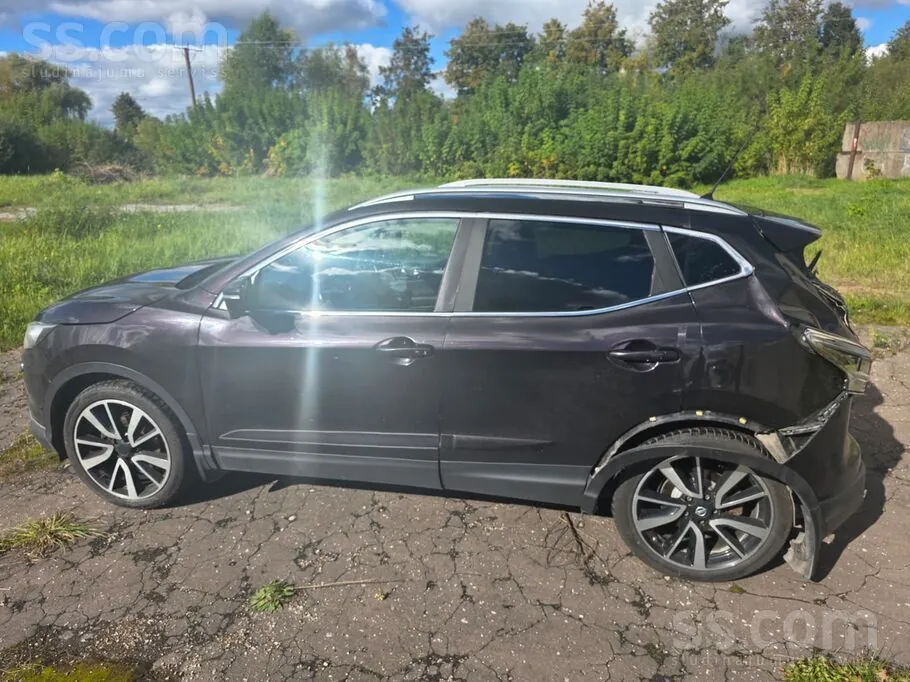 Nissan Qashqai 2014 photo 2