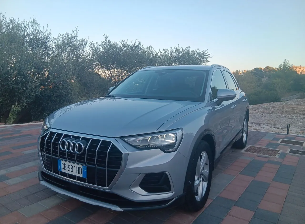 Audi Q3 2020 photo 2