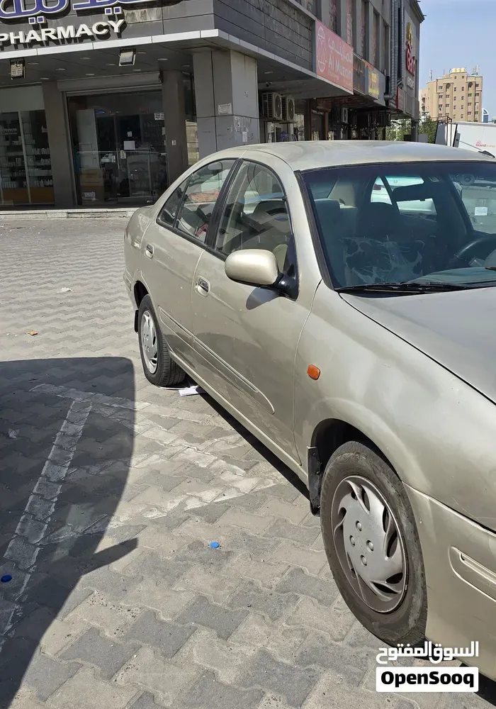 Nissan Sunny 2002 photo 4