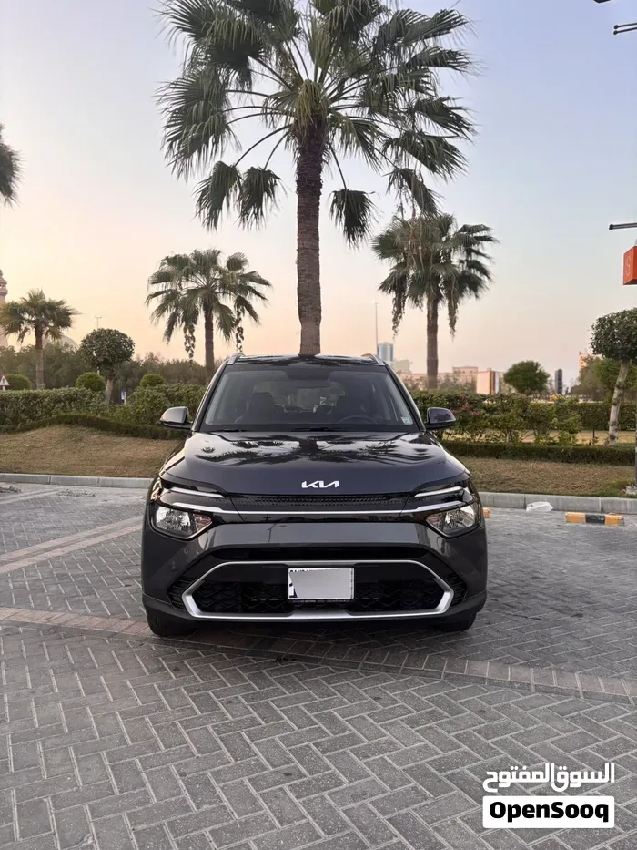 Kia Carens 2024 photo 2