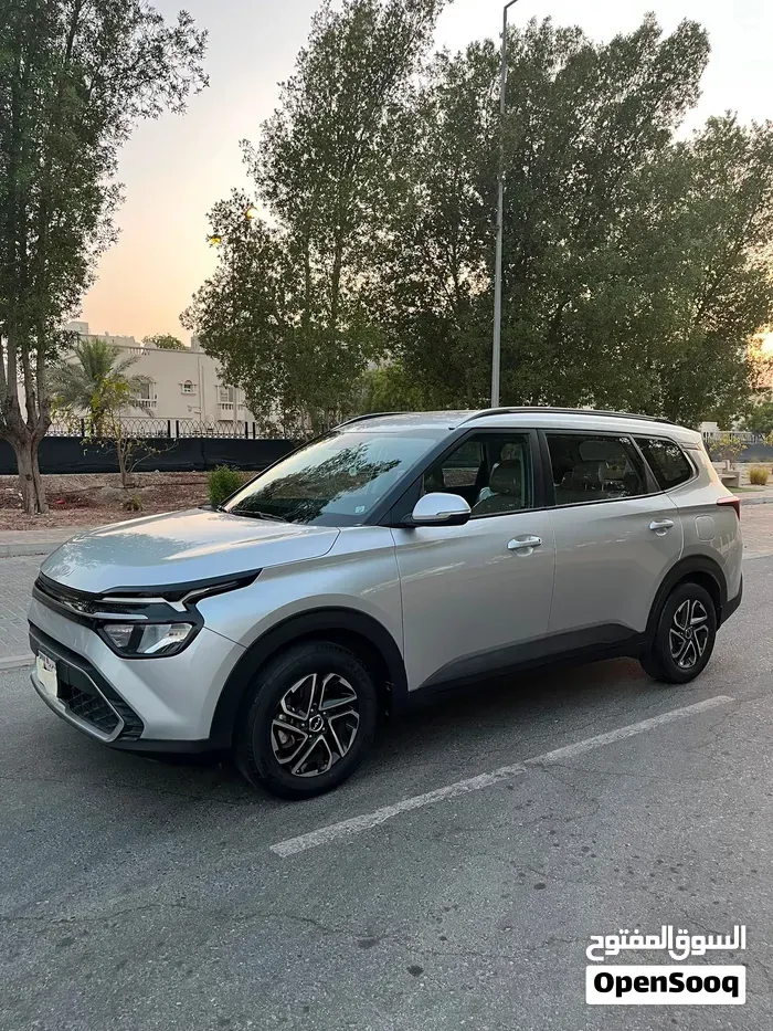 Kia Carens 2024 photo 5