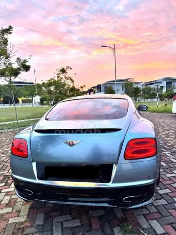 Bentley Gt