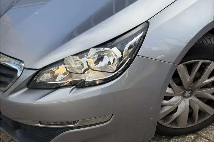 Peugeot 308 2017 photo 3
