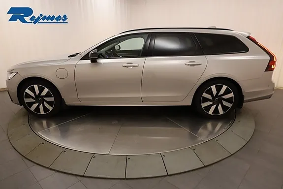 Volvo V90 2025 photo 3