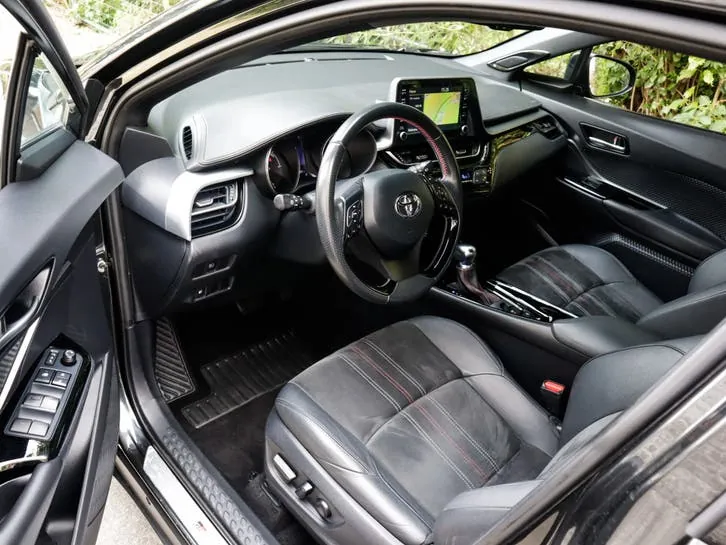 Toyota C-Hr 2022 photo 3