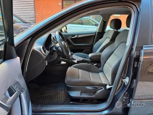 Audi A3 2010 photo 5