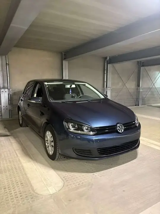 Volkswagen Golf 2010 photo 3