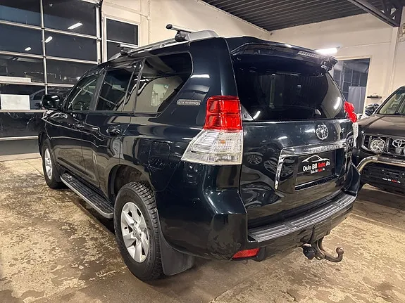 Toyota Land Cruiser 2012 photo 5