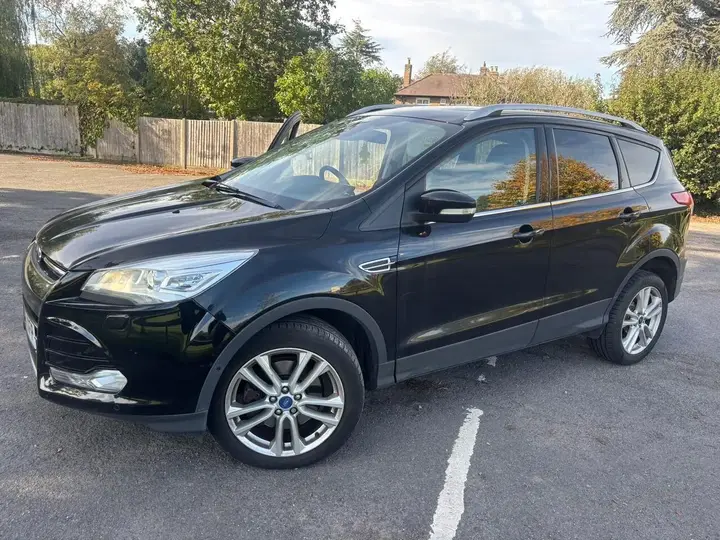 Ford Kuga 2016 photo 2