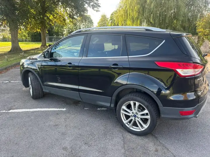 Ford Kuga 2016 photo 3