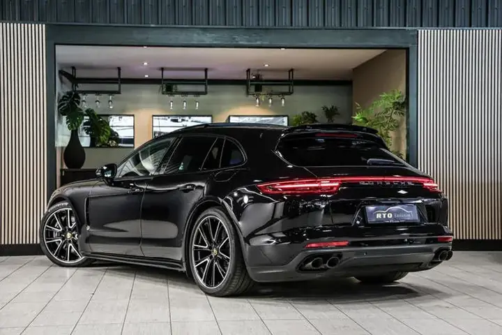 Porsche Panamera Sport Turismo 2020 photo 3