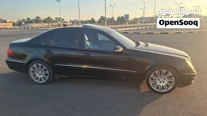 Mercedes-Benz E-Class 2008 photo 3
