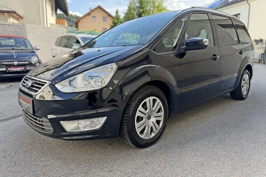 Ford Galaxy 2012 photo 2