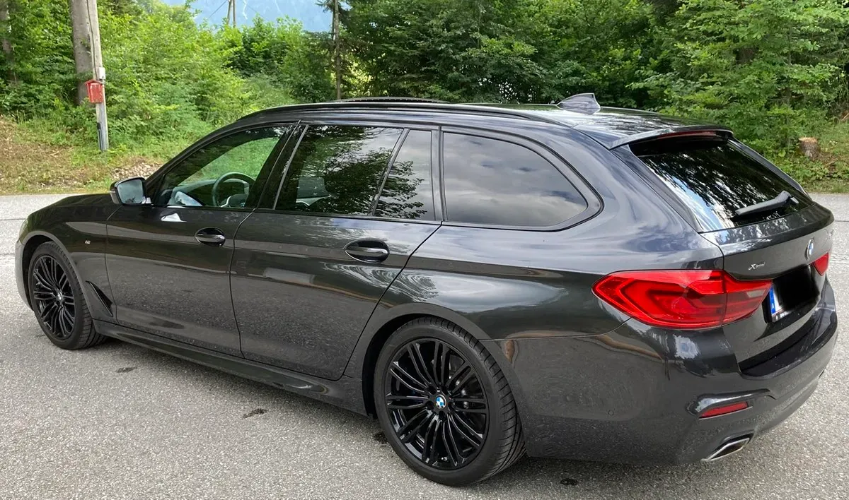 BMW 5Er-Reihe 530I 2019 photo 3