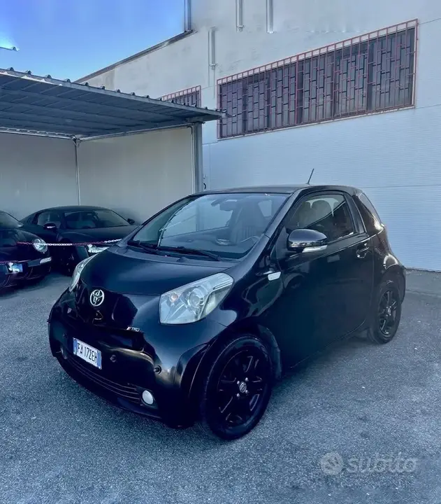 Toyota Iq