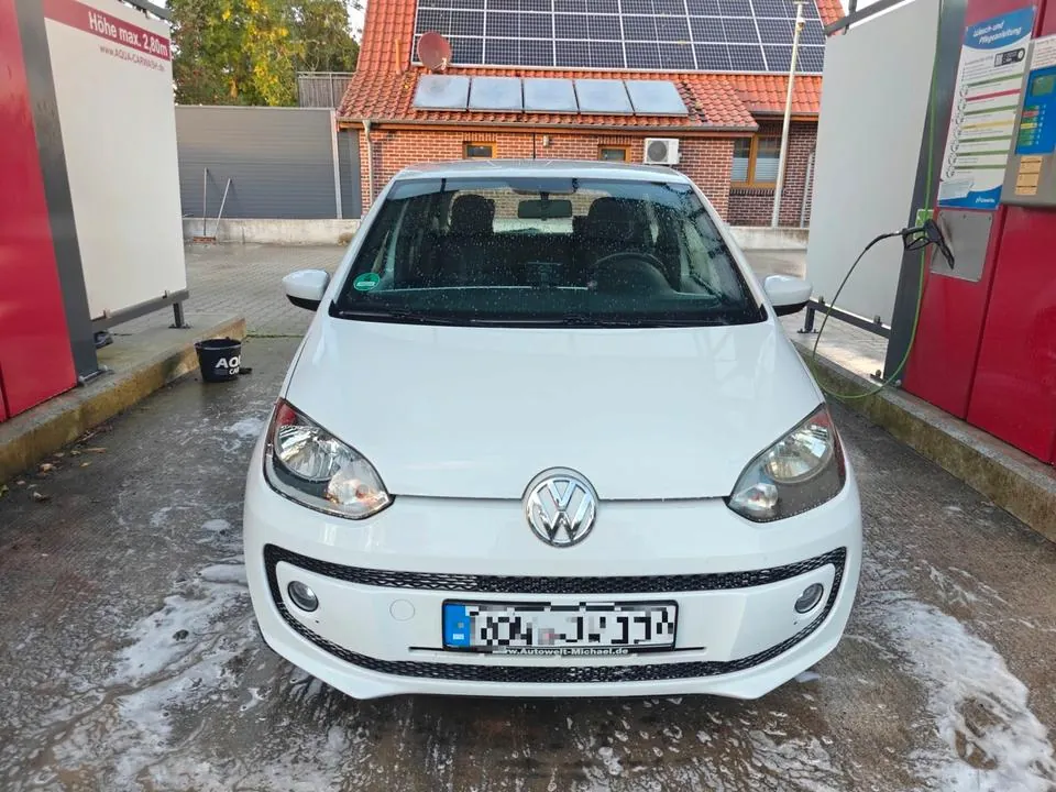 Volkswagen Up