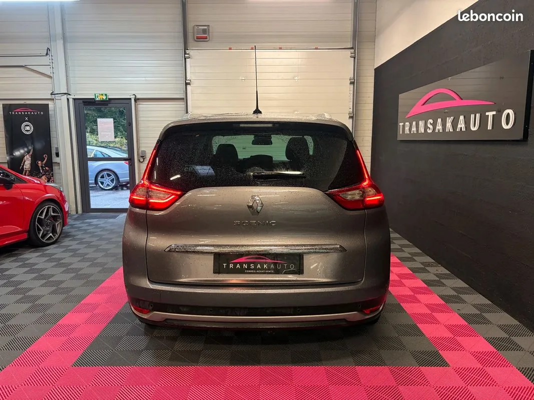 Renault Grand Scenic 2018 photo 4