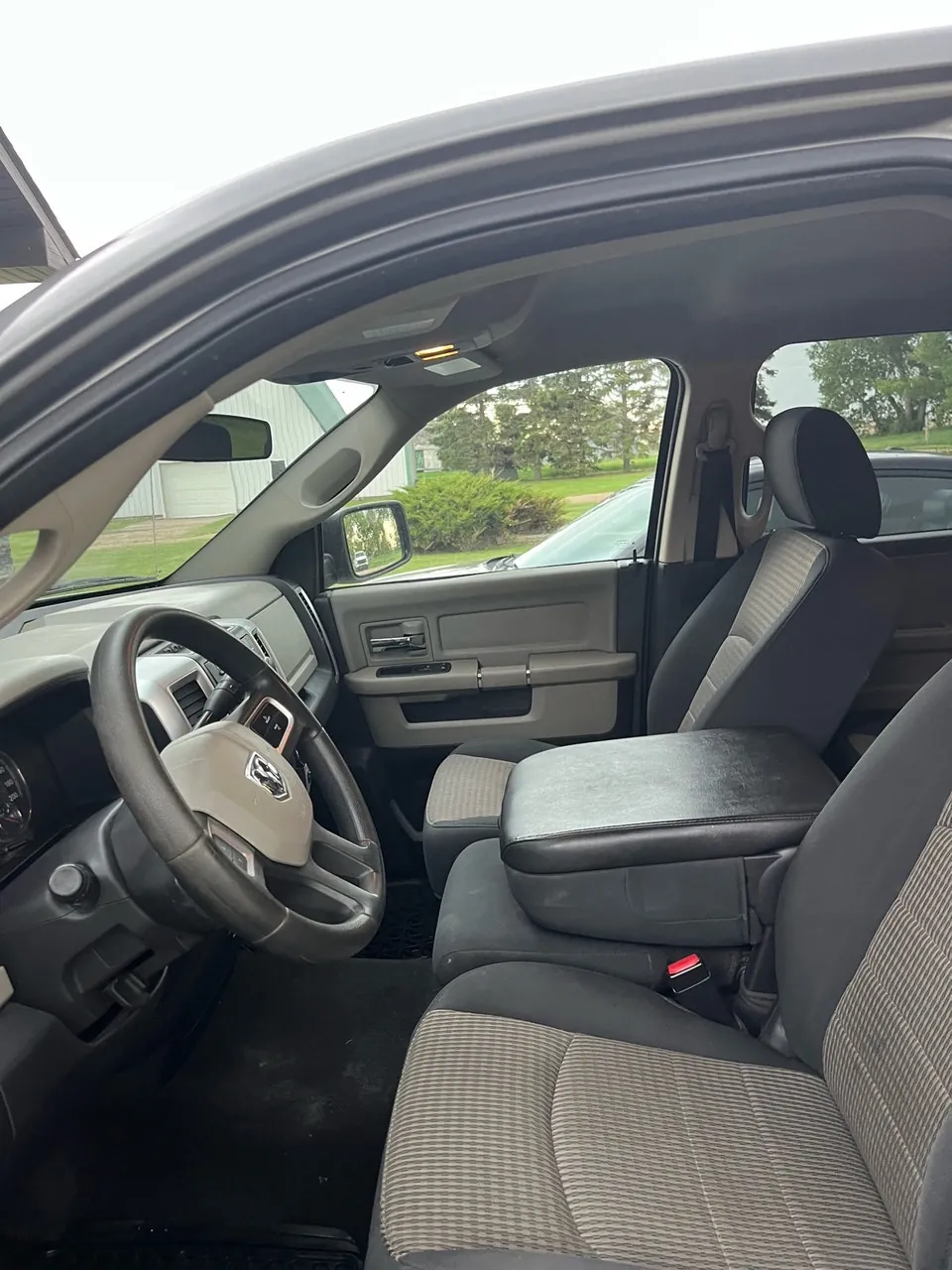 Ram 1500 2011 photo 5