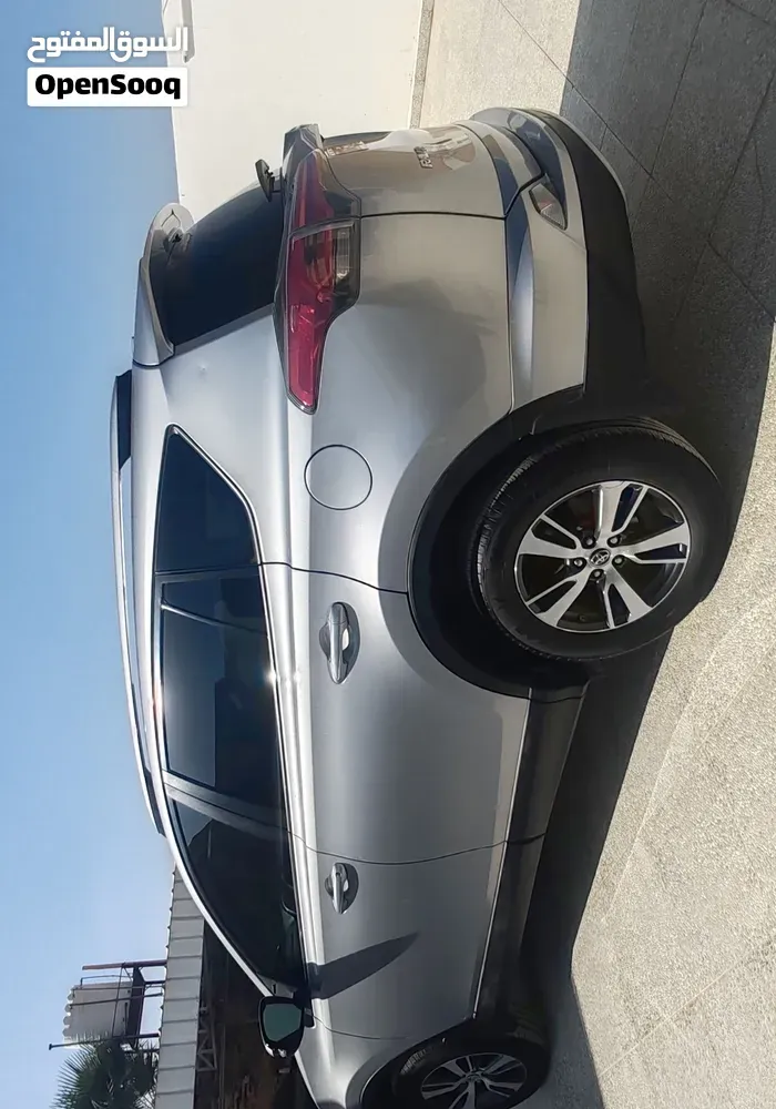 Toyota Rav 4 2017 photo 5