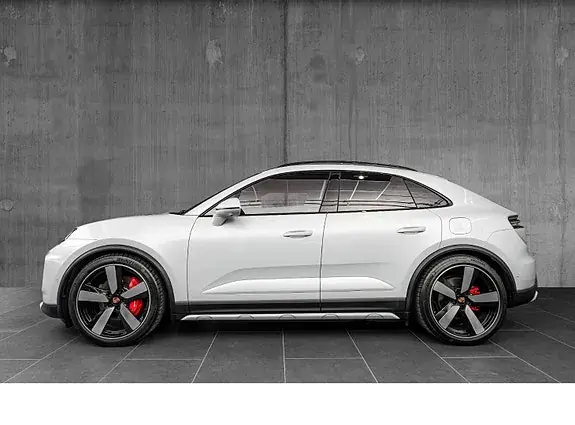 Porsche Macan 2025 photo 2