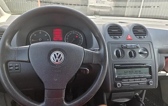 Volkswagen Caddy Maxi 2010 photo 4