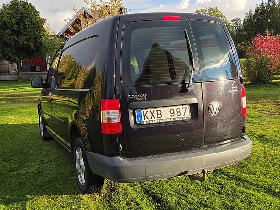 Volkswagen Caddy Maxi 2010 photo 2