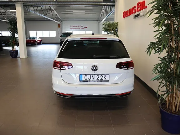 Volkswagen Passat 2021 photo 5