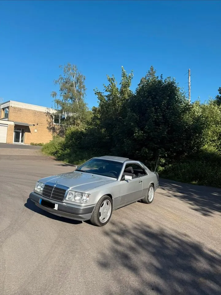 Mercedes-Benz 230Ce