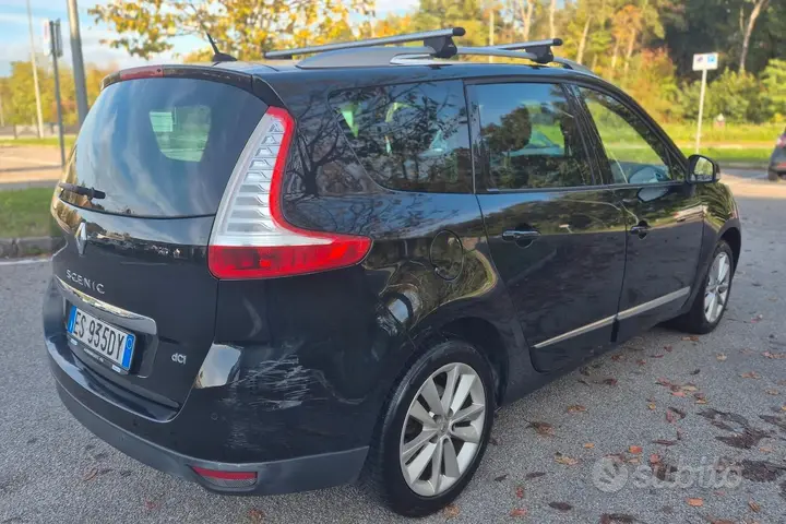 Renault Scenic 2013 photo 4