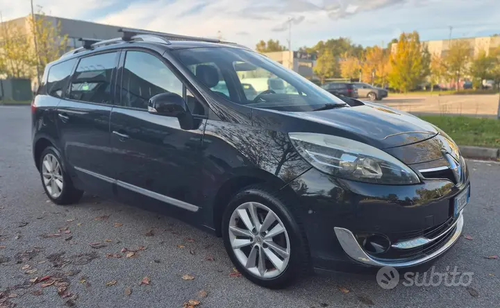 Renault Scenic 2013 photo 3