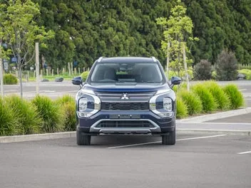 Mitsubishi Outlander 2026 photo 5