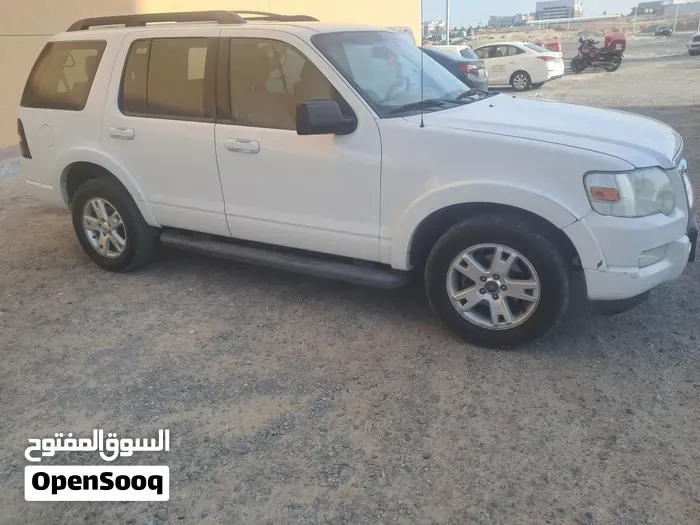 Ford Explorer 2010 photo 3