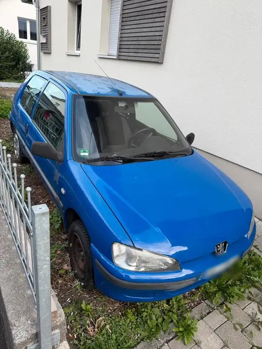 Peugeot 205