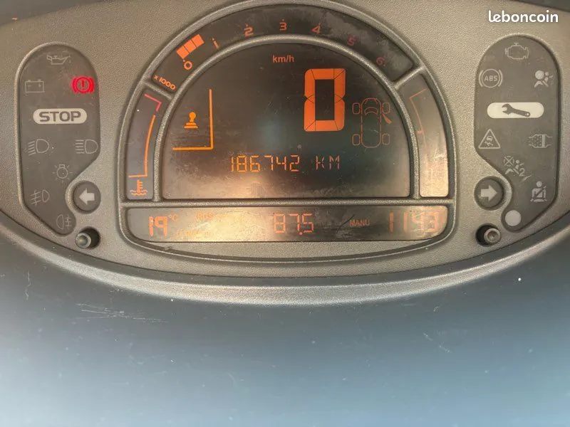 Renault Grand Modus 2011 photo 3