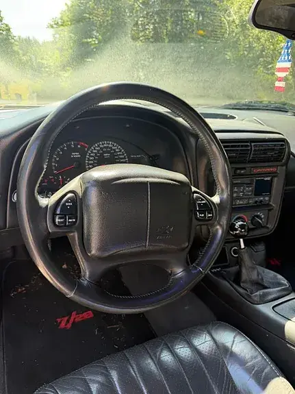 Chevrolet Camaro 2000 photo 3
