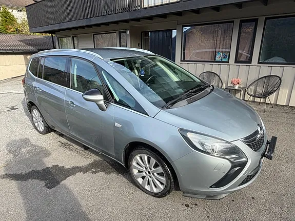 Opel Zafira Tourer 2012 photo 4