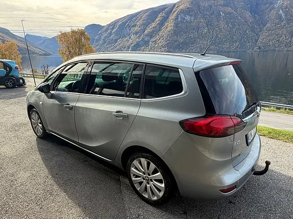 Opel Zafira Tourer 2012 photo 5