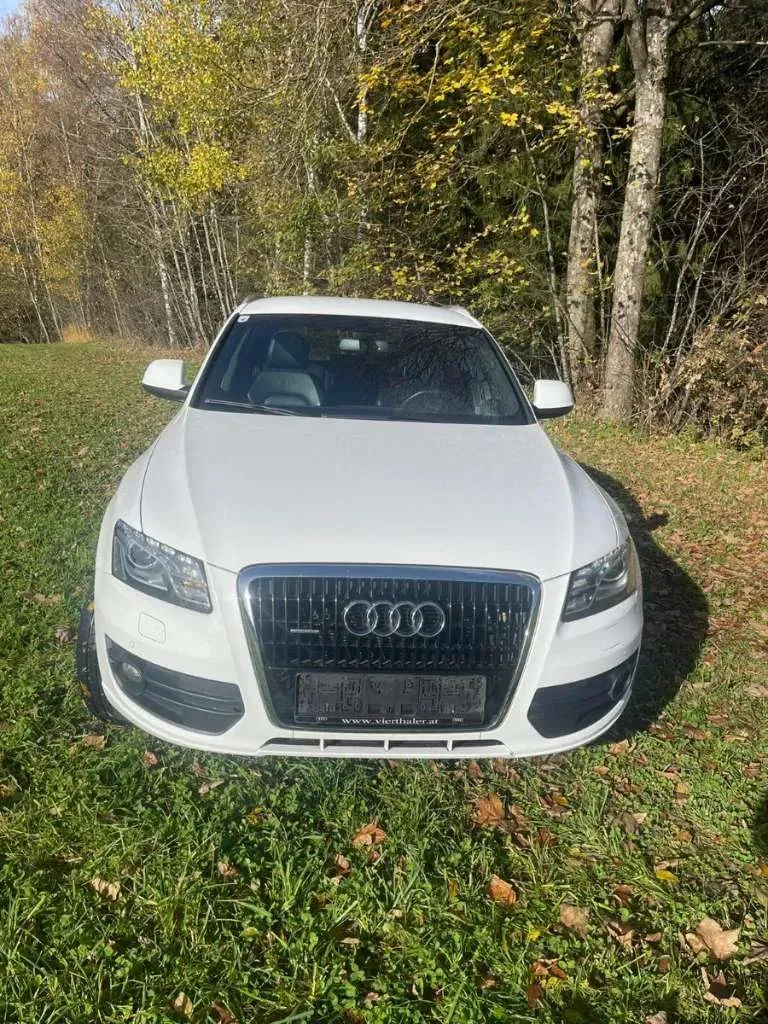 Audi Q5 2011 photo 2