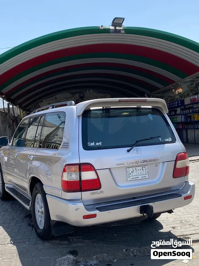Toyota Land Cruiser 2001 photo 2