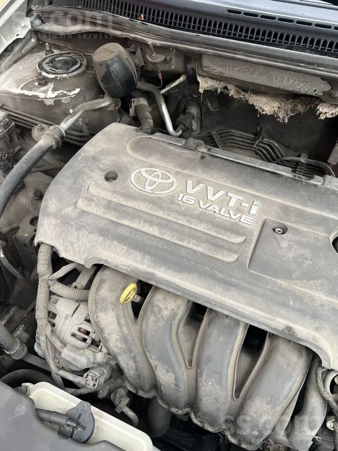 Toyota Corolla 2004 photo 2