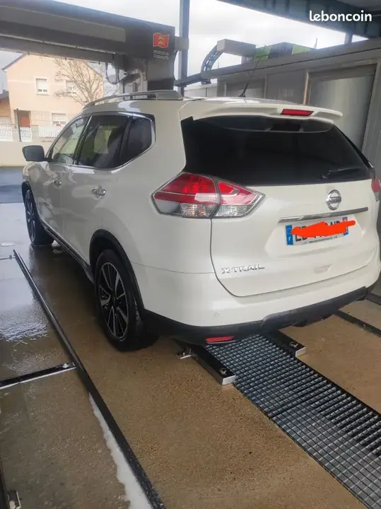 Nissan X-Trail 2016 photo 2