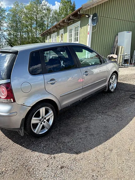 Volkswagen Polo 2007 photo 2