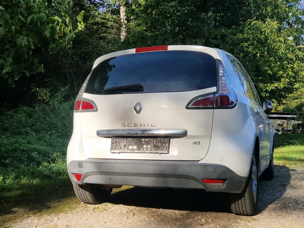 Renault Scenic 2014 photo 3