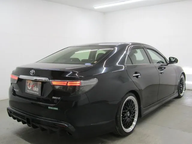 Toyota Mark X 250G 2017 photo 3