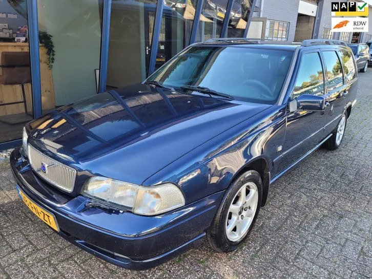 Volvo V70