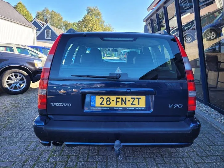 Volvo V70 2000 photo 3