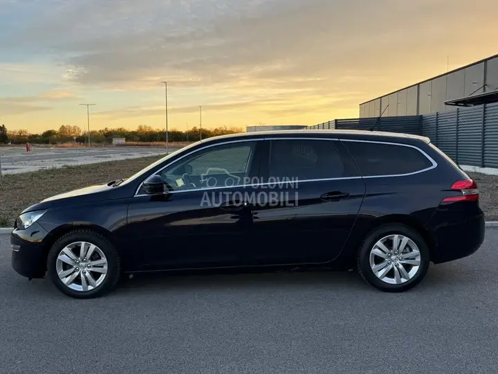 Peugeot 308 2015 photo 4