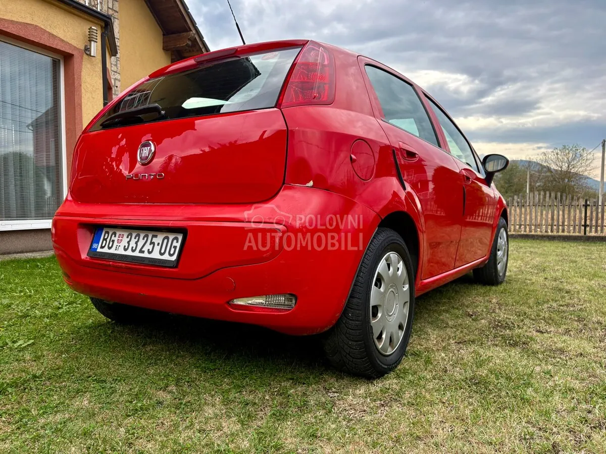 Fiat Grande Punto 2016 photo 3